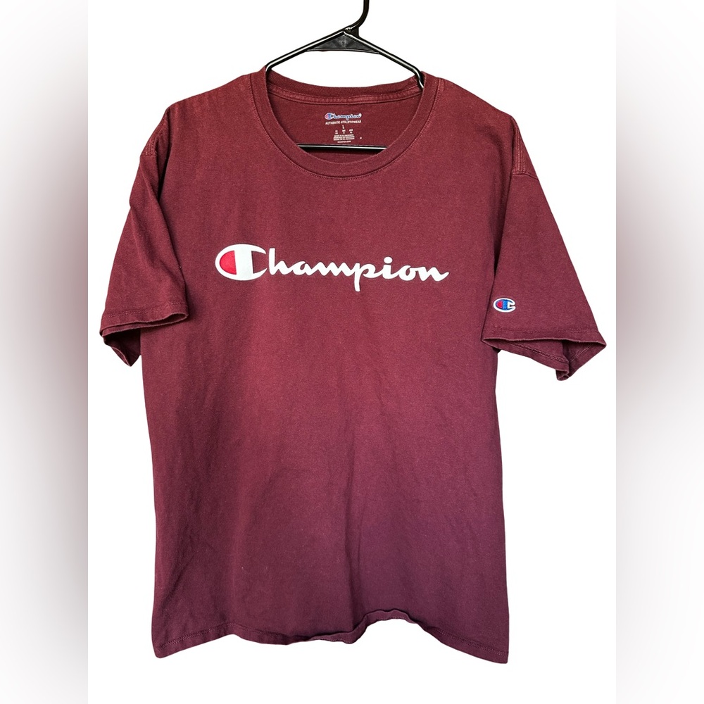Champion Men's Red/Burgundy Short Sleeve T-Shirt Size L
